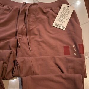 Lululemon Team Canada Sweats - Tall